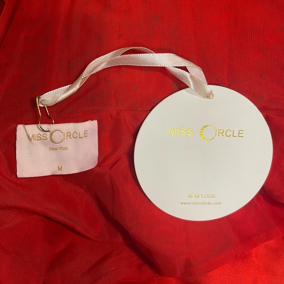 Miss Circle dress - Picture 6 of 10